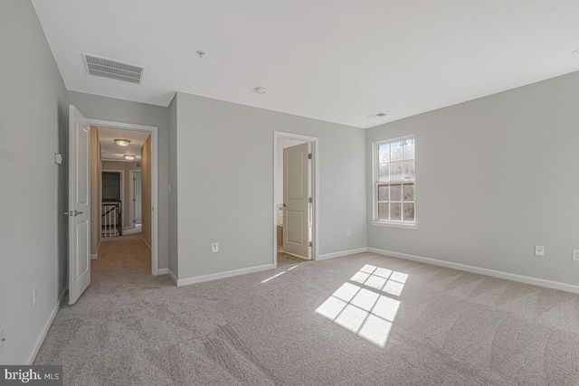 6911 SIMMONS LN, Clinton, MD 20735