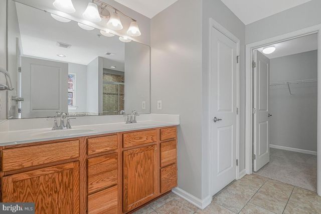 6911 SIMMONS LN, Clinton, MD 20735