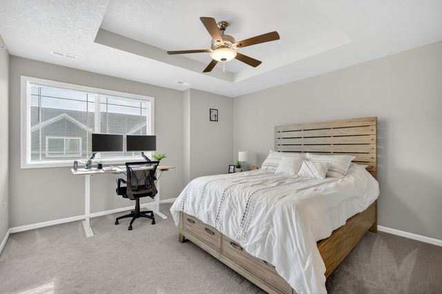 6151 Bristol Lane, Johnston, IA 50131