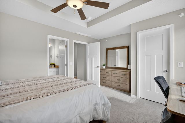 6151 Bristol Lane, Johnston, IA 50131