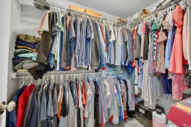 6151 Bristol Lane, Johnston, IA 50131