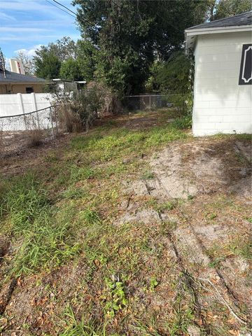 6077 NORTH LANE, Orlando, FL 32808