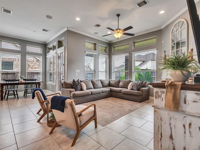 10602 Paula Bluff Lane, Cypress, TX 77433