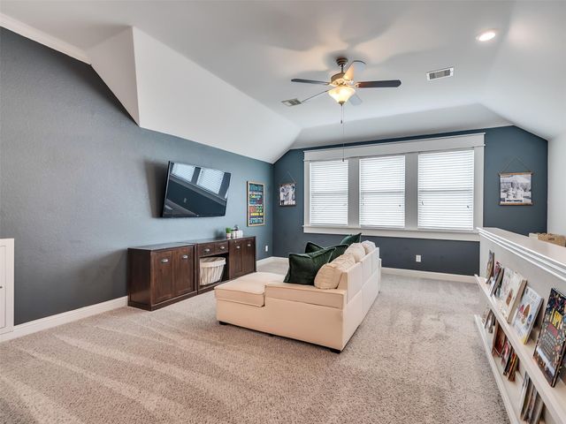 10602 Paula Bluff Lane, Cypress, TX 77433