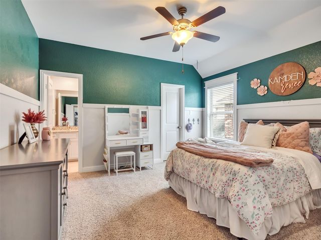 10602 Paula Bluff Lane, Cypress, TX 77433