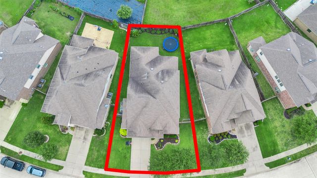 10602 Paula Bluff Lane, Cypress, TX 77433