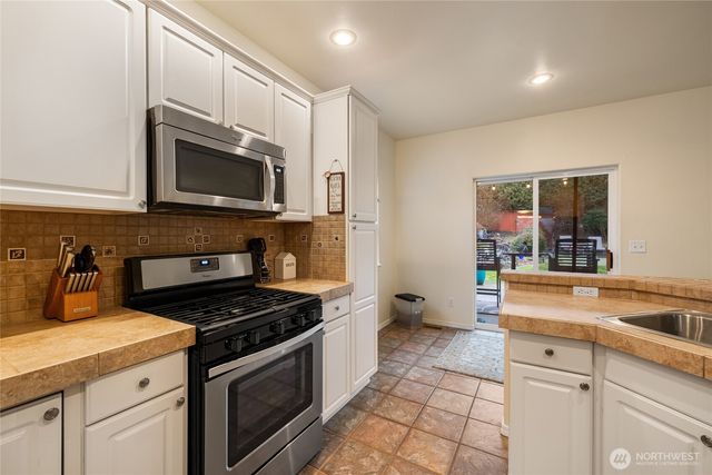 15007 148th Avenue Ct E, Orting, WA 98360