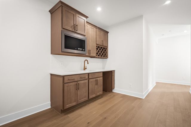 2060 Conductor Ln, Thompsons Station, TN 37179