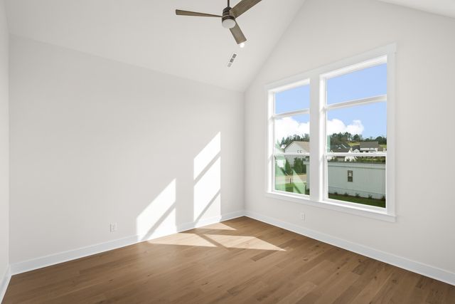 2060 Conductor Ln, Thompsons Station, TN 37179