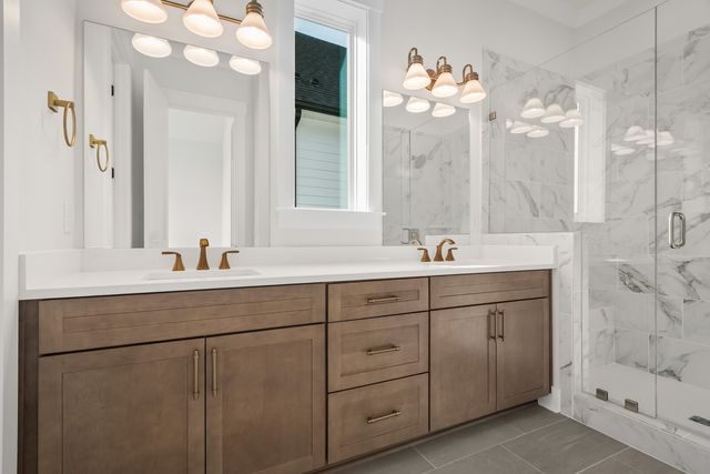 2060 Conductor Ln, Thompsons Station, TN 37179