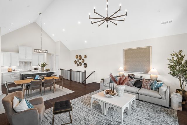 2060 Conductor Ln, Thompsons Station, TN 37179