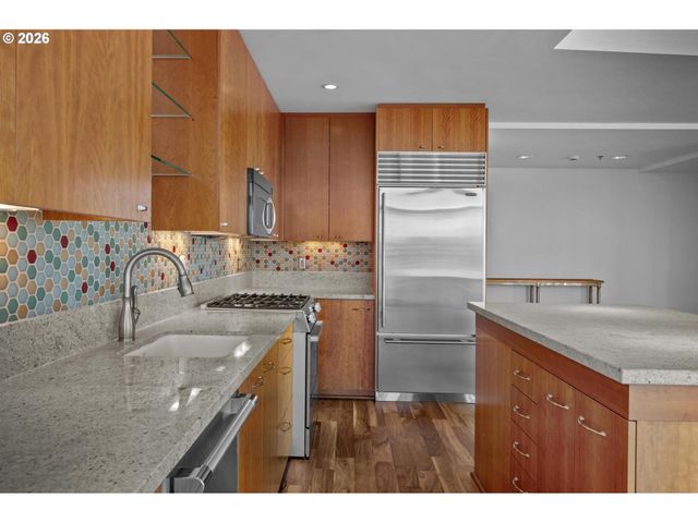 1221 Sw 10TH Ave 1201, Portland, OR 97205