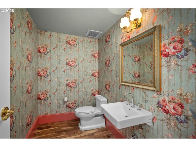 1221 Sw 10TH Ave 1201, Portland, OR 97205