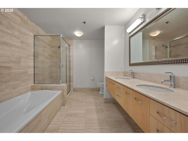 1221 Sw 10TH Ave 1201, Portland, OR 97205