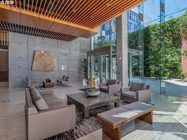 1221 Sw 10TH Ave 1201, Portland, OR 97205