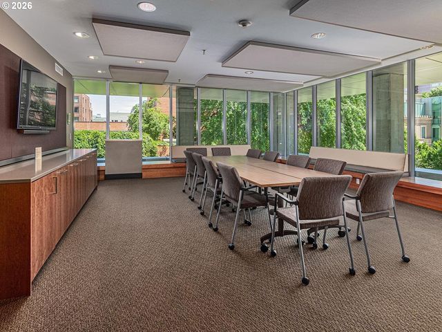 1221 Sw 10TH Ave 1201, Portland, OR 97205