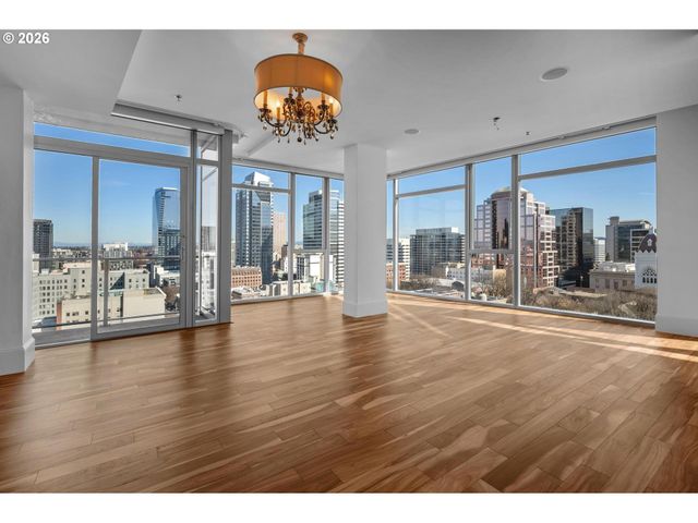 1221 Sw 10TH Ave 1201, Portland, OR 97205