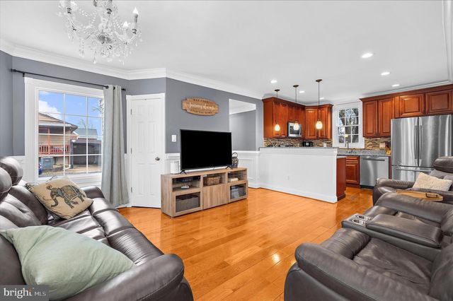 102 POPLAR AVE, Glen Burnie, MD 21061