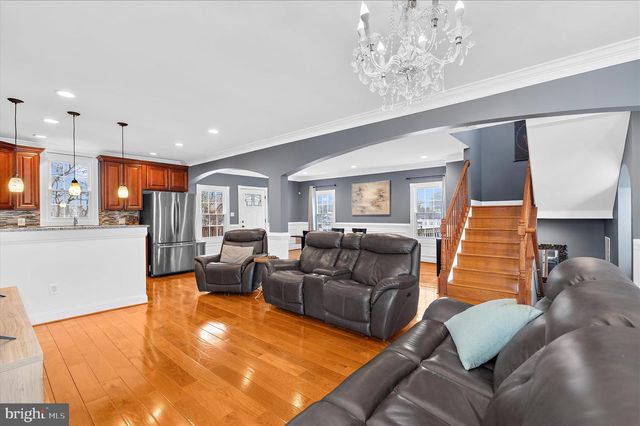 102 POPLAR AVE, Glen Burnie, MD 21061