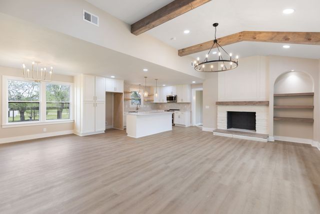 2194 Hampshire Pike, Columbia, TN 38401