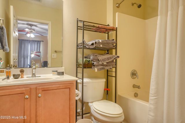 193 Pine Hollow Road, Holly Ridge, NC 28445