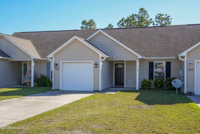 193 Pine Hollow Road, Holly Ridge, NC 28445