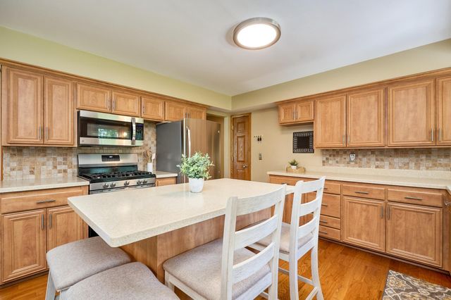 7941 60th Avenue N, New Hope, MN 55428