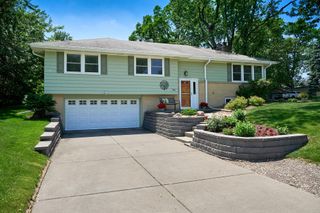 7941 60th Avenue N, New Hope, MN 55428