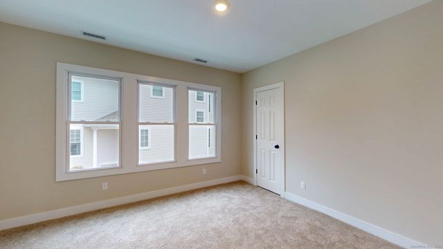 274 High Street, Fairfield, CT 06824