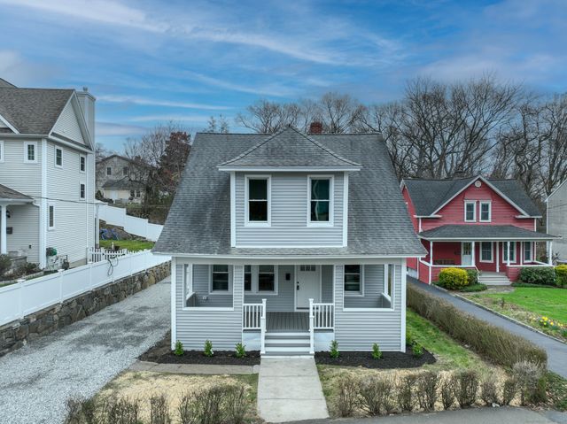 274 High Street, Fairfield, CT 06824