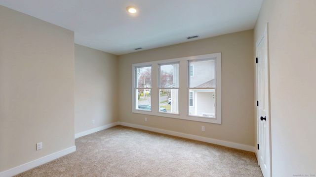 274 High Street, Fairfield, CT 06824