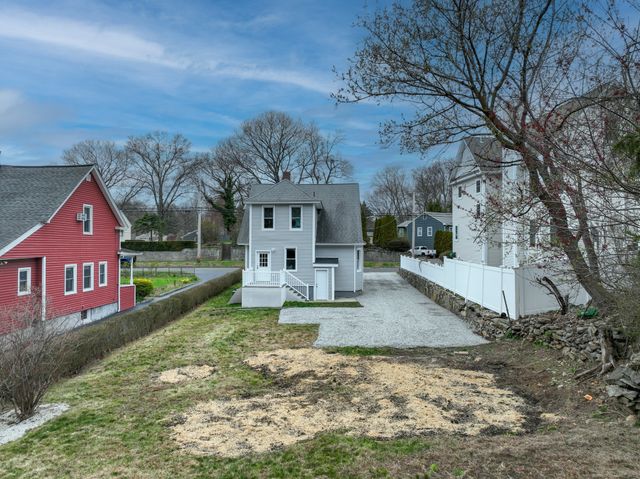 274 High Street, Fairfield, CT 06824