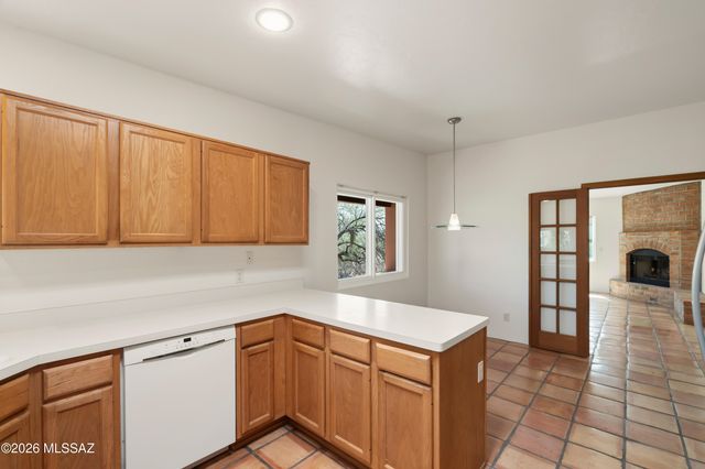 4972 N Siesta Drive, Tucson, AZ 85750