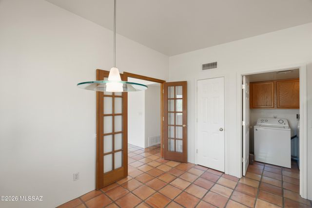 4972 N Siesta Drive, Tucson, AZ 85750