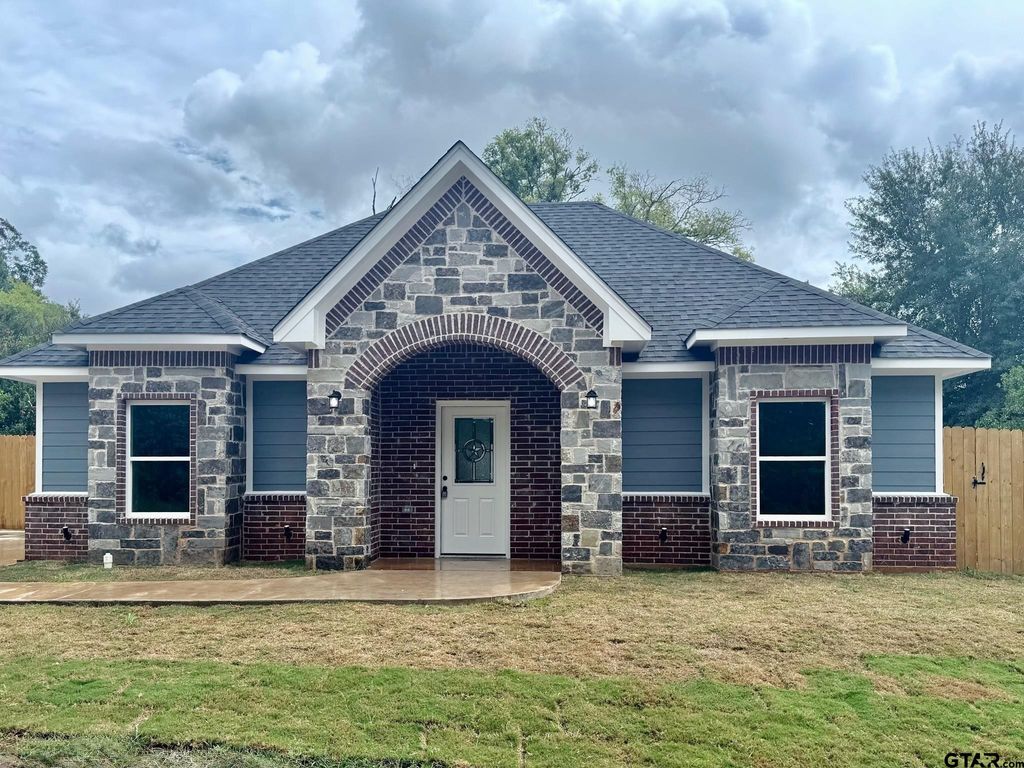 536 Alabama Street, Jacksonville, TX 75766