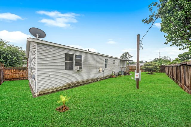 2522 Joseph Pine Lane, Houston, TX 77088