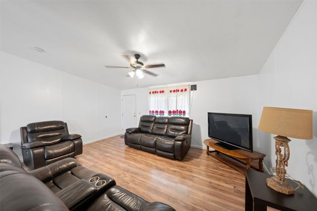 2522 Joseph Pine Lane, Houston, TX 77088