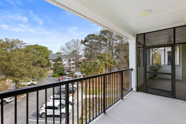 1025 Riverland Woods Place 818, Charleston, SC 29412