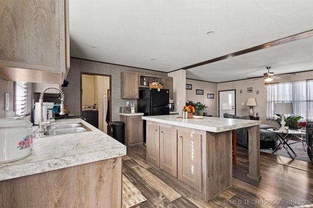 304 Cale Lane, Calera, OK 74730