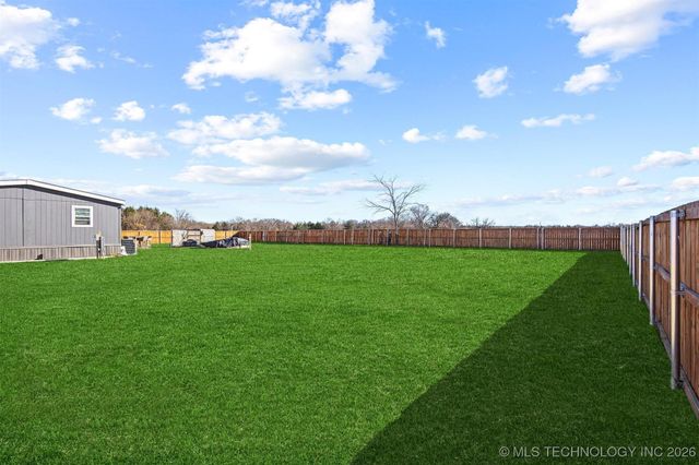 304 Cale Lane, Calera, OK 74730