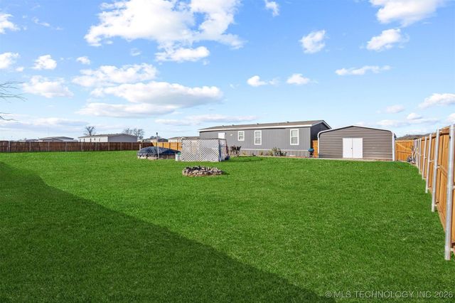 304 Cale Lane, Calera, OK 74730