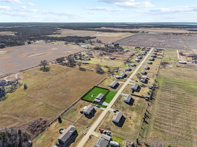 304 Cale Lane, Calera, OK 74730