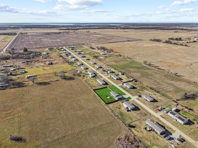 304 Cale Lane, Calera, OK 74730