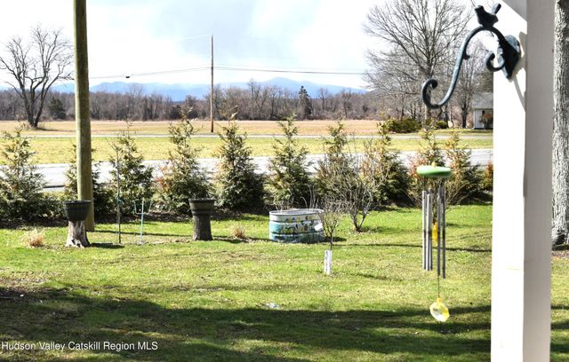 131 Sr 82, Hudson, NY 12534