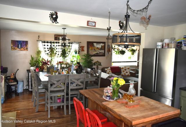 131 Sr 82, Hudson, NY 12534