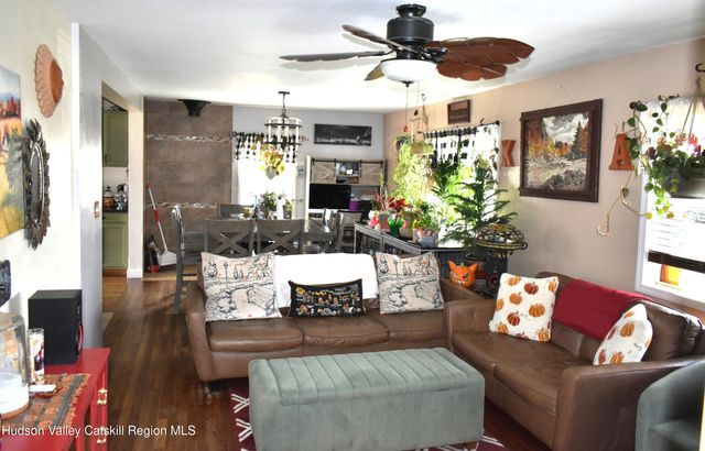 131 Sr 82, Hudson, NY 12534