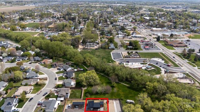 362 W London St, Middleton, ID 83644