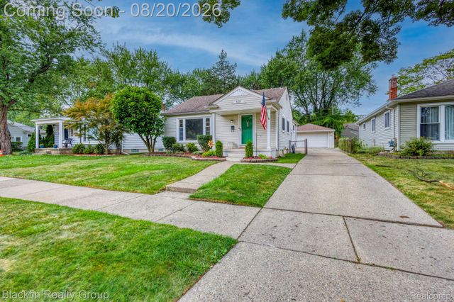 420 S Manitou Avenue, Clawson, MI 48017