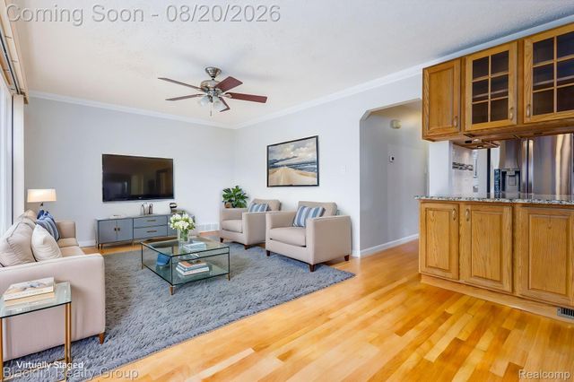 420 S Manitou Avenue, Clawson, MI 48017