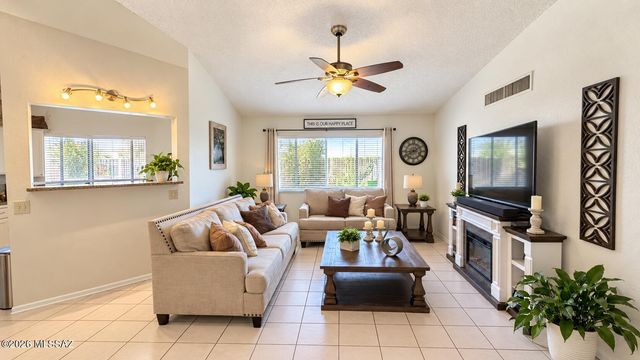 5818 S Mahan Drive, Tucson, AZ 85746